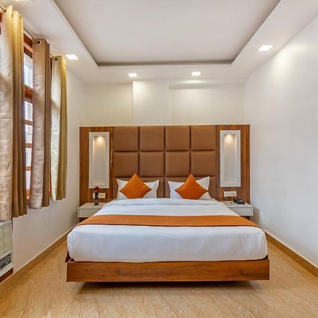 Rahul Palace By Golden Tree Near Metro Station And Ajmal Khan Market New Delhi Eksteriør bilde