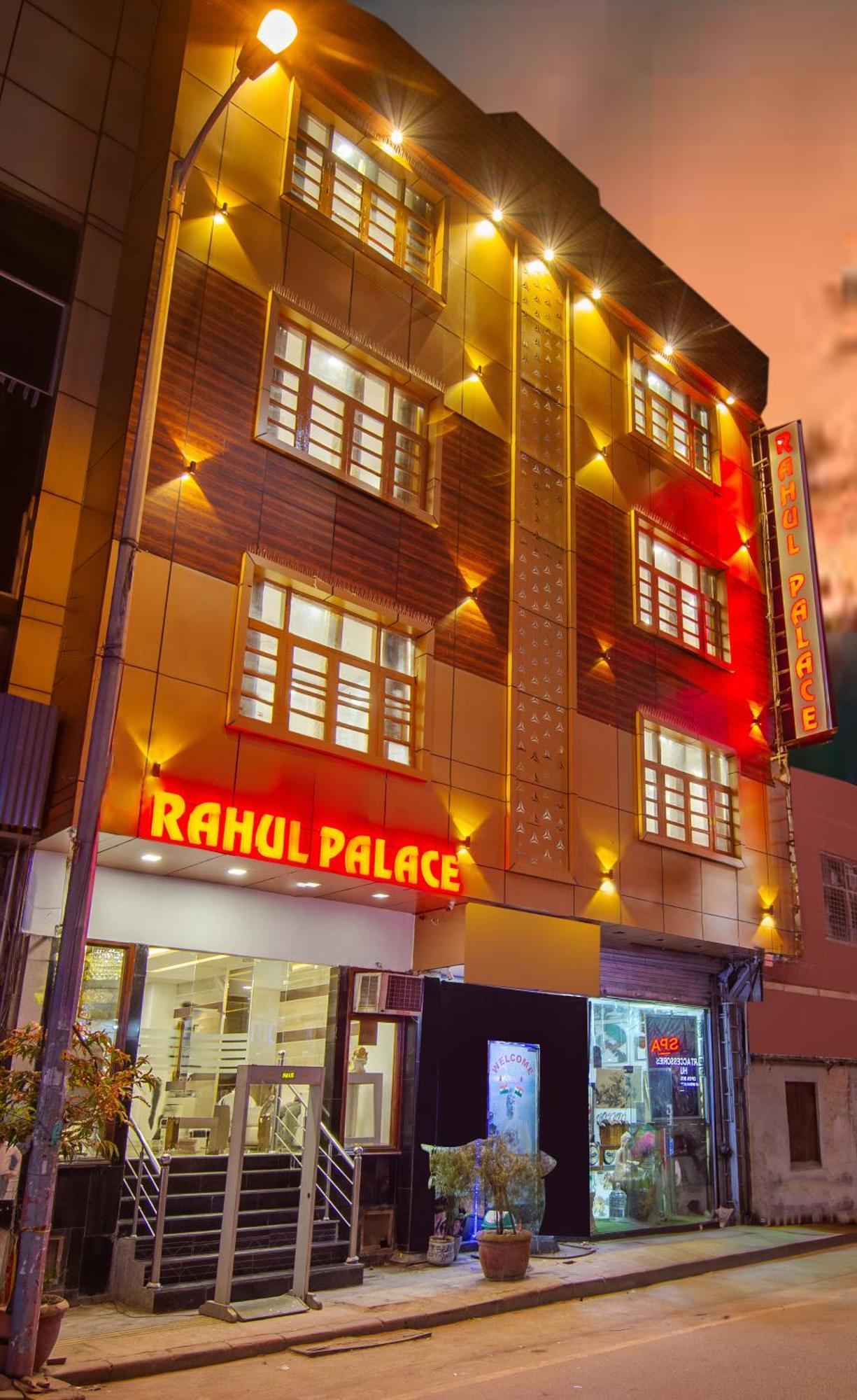 Rahul Palace By Golden Tree Near Metro Station And Ajmal Khan Market New Delhi Eksteriør bilde