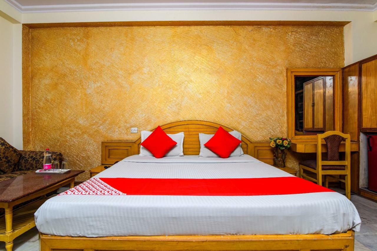 Rahul Palace By Golden Tree Near Metro Station And Ajmal Khan Market New Delhi Eksteriør bilde
